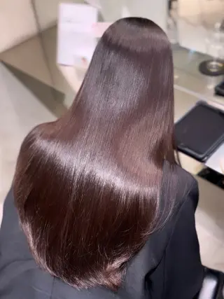 ロング パーマ ゆあ♡ 髪質改善×美髪矯正のヘアスタイル
