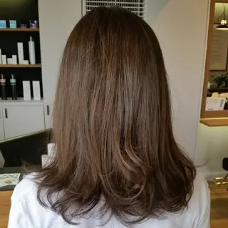 ミディアム 堀 望美のヘアスタイル