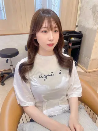 ロング Kanami/韓国風 /艶カラーのヘアスタイル