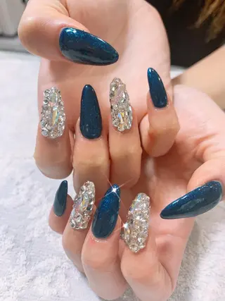 ネイル J. NAILのネイルデザイン