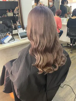 セミロング カラー ヒカ/外国人風 デザインカラーのヘアスタイル