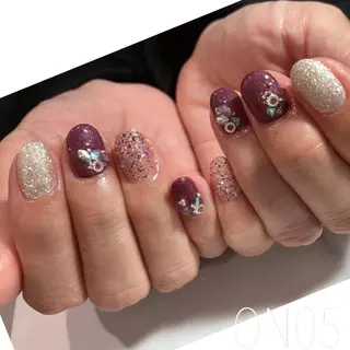 ネイル 園 寛子 （ネイリスト）のネイルデザイン