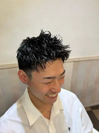 パーマ メンズ 坂井 竜也のヘアスタイル