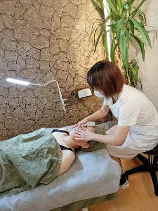 プライベートサロン宿り木所属・江坂@宿り木 脱毛& 耳ツボジュエリーのその他イメージ