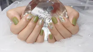 ネイル NailYY所属・NailYY よよのネイルデザイン