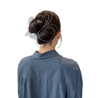 セミロング SALOWIN： KASUMIのヘアスタイル