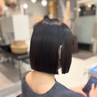 ショート 岩﨑真奈【LEV.】 ボブスタイルのヘアスタイル