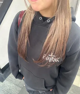 ロング MOURI CHISATOのヘアスタイル