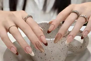 ネイル 高木 維麗絲のネイルデザイン