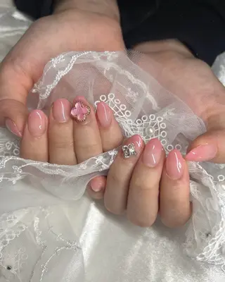 ネイル Bestnail所属・Best Nail Yu🎀🫧のネイルデザイン