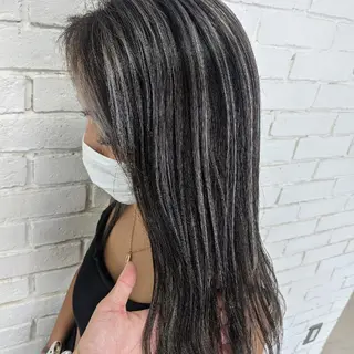 ロング nameless髪質 改善ブリーチ心斎橋のヘアスタイル