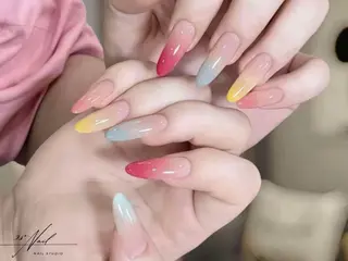 ロング ・ タオのネイルデザイン