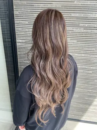 ロング カラー stylist 🌼 SHIONのヘアスタイル