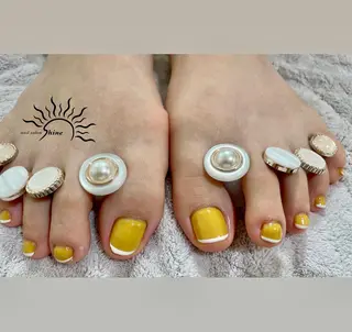 ネイル n.s _shineのネイルデザイン