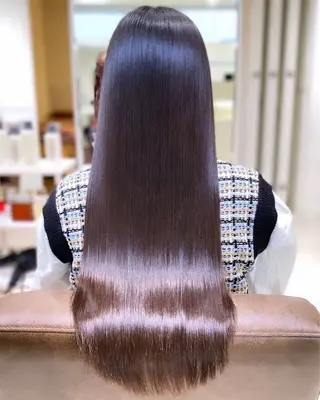 ロング まい🎀透明感カラー /コテ巻き/アレンジのヘアスタイル