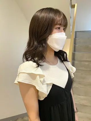 ミディアム sliver renのヘアスタイル