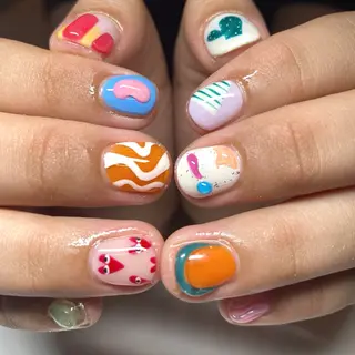 ネイル Nails VINATI所属・ササキスズナ Jr.ネイリストのネイルデザイン