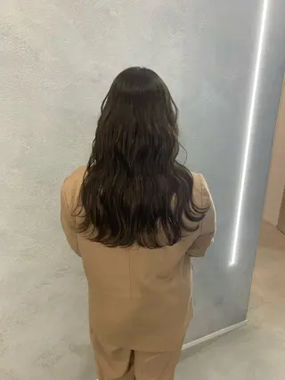 ロング カラー kanon hair所属・新木 愛花のヘアスタイル