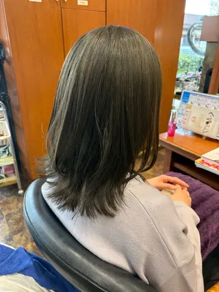 ミディアム カラー 相良 陽香🌻のヘアスタイル