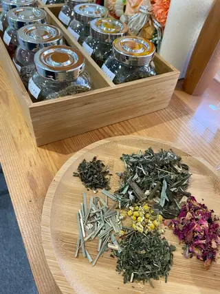 aroma  YURARI所属・韓国艶美人// 毛穴ケア🌹のエステ・リラクイメージ