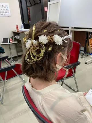 ミディアム 梅山 美侑のヘアスタイル