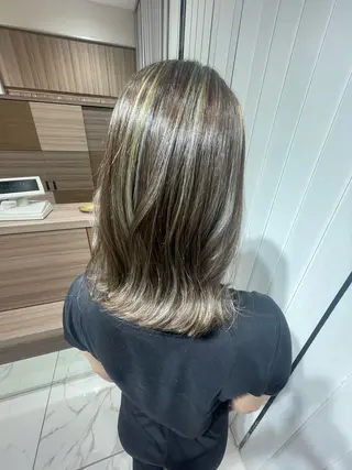 ミディアム カラー 韓国透明感カラー🌀 yuukiのヘアスタイル