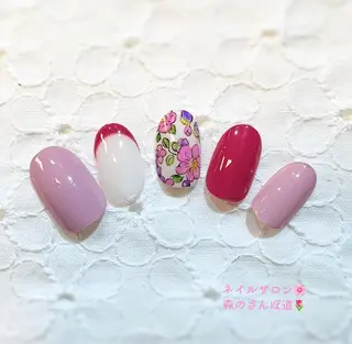 ネイル 森のさんぽ道所属・ショートネイル 森のさんぽ道のネイルデザイン