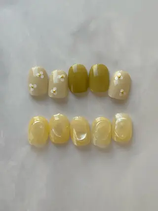 ネイル une／YUKINA 🫧大人nuanceのネイルデザイン