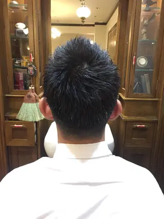 ショート ヒロ銀座ヘアーサロン 五反田店所属・寺嶋 涼のヘアスタイル