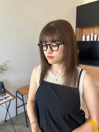 ミディアム plus HAIR いずみのヘアスタイル