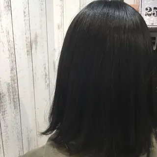 ミディアム カラー embrace エンブレイスのヘアスタイル