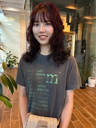 ミディアム パーマ 松野 心音のヘアスタイル