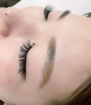 マツエク・マツパ Rukua Nの眉毛・アイブロウイメージ