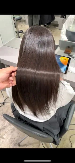 セミロング 🚨無料縮毛矯正 モデル募集中🚨のヘアスタイル