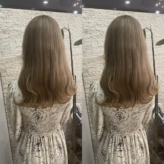 セミロング Y Uのヘアスタイル
