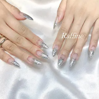 ネイル RAFFINE 月🦋🩵のネイルデザイン