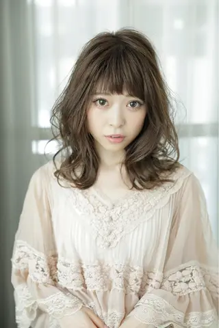 セミロング カラー ヘアアレンジ 髪質改善 川島　広大のヘアスタイル