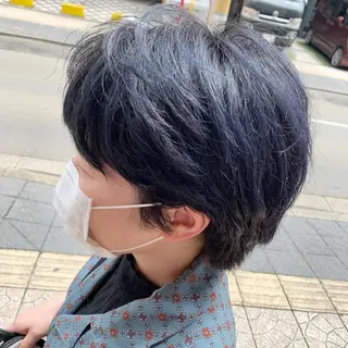 ショート カラー yoshi （髙橋）のヘアスタイル