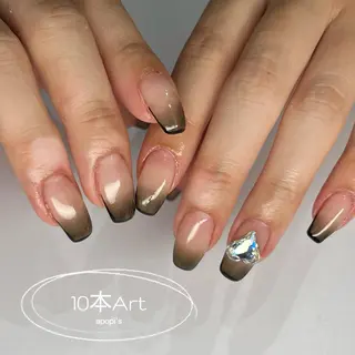 ミディアム ネイル マツエク・マツパ apopi's所属・apopis＊ close23:00のネイルデザイン