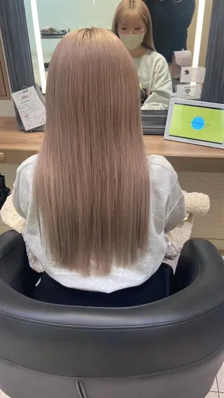 ミディアム レイヤー/ハイトーン 🫧‪Erikaのヘアスタイル