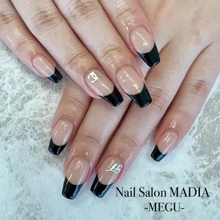 ネイル MADIA藤沢所属・MADIA MEGUのネイルデザイン