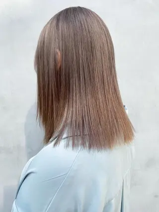 カラー ミディアム ITbyALBUM 下北沢店のヘアスタイル