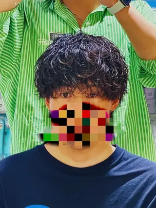 ショート カラー パーマ メンズ [無料カットモデル] 田野　将汰のヘアスタイル