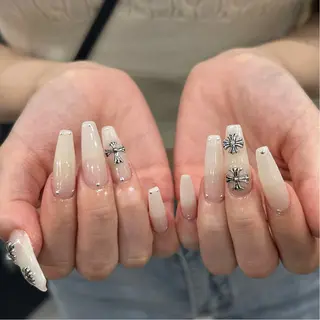 ネイル Cleo名古屋駅店 🖤Rikoのネイルデザイン