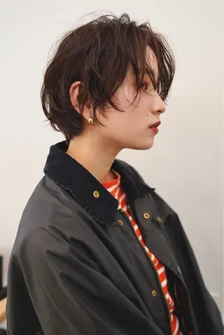ショート 加藤木麻彩 NEROのヘアスタイル
