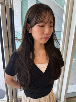 ロング SHEA.所属・表参道SHEA Am i／レイヤーカットのヘアスタイル