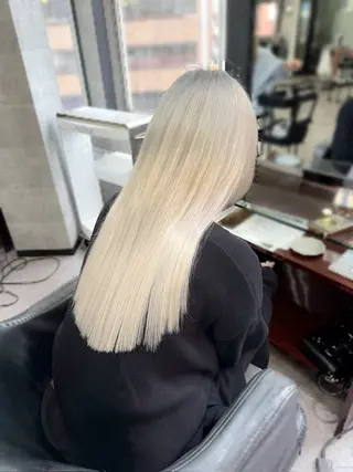 ロング カラー ハイトーンエクステ 🎩カズキ🎩のヘアスタイル