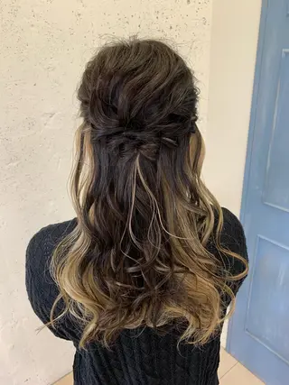 ヘアアレンジ Froom🌻 村上夏菜のネイルデザイン