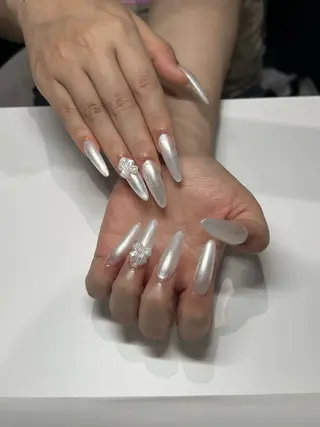ネイル y kokonaのネイルデザイン