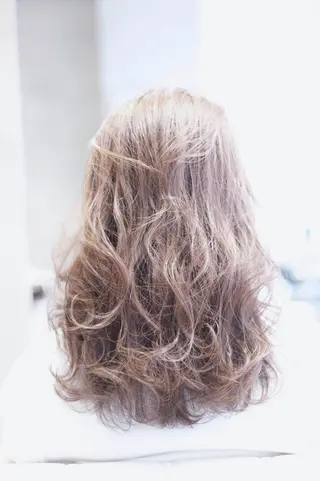 ロング カラー アドミラルYoshi oのヘアスタイル